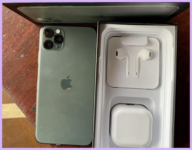 harga iPhone 11 pro max second 